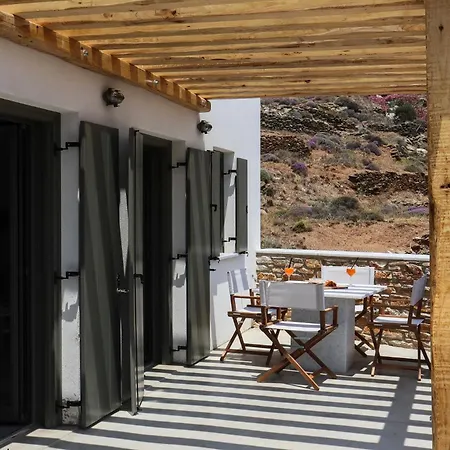 Apartment Tinos Treasures *